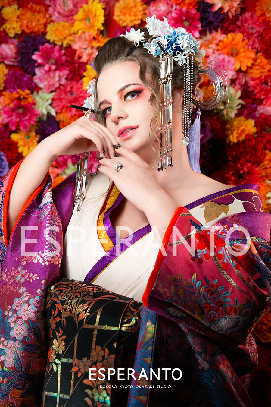 Flower Wall option for a romantic Ukiyo Style couple photoshoot